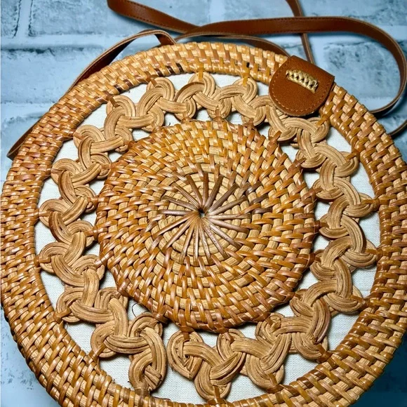 Round Rattan Woven ATA Bali Bag Tan Crossbody Straw Bag NWT - Picture 6 of 11